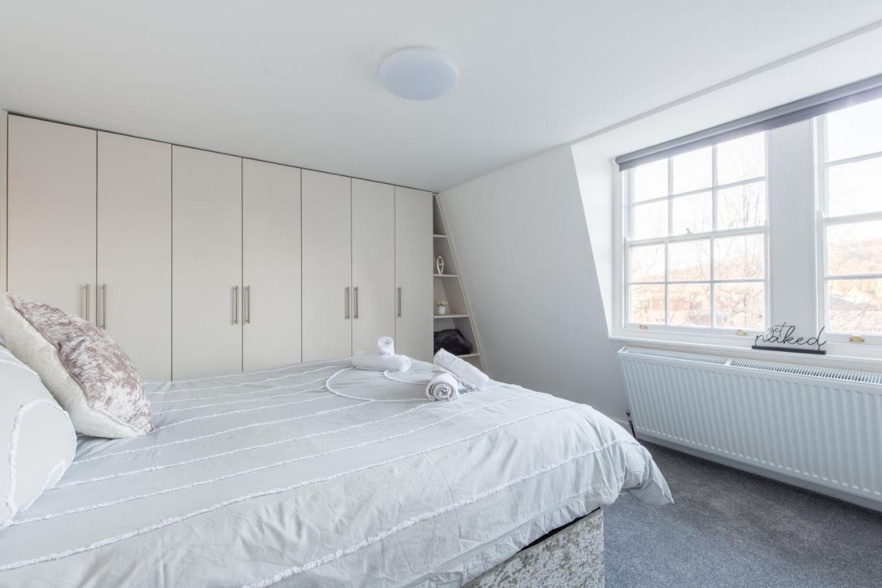 Luxe Maisonette- Parking, 4K Tvs, Leds, Local Snacks And More! Bath Exterior photo