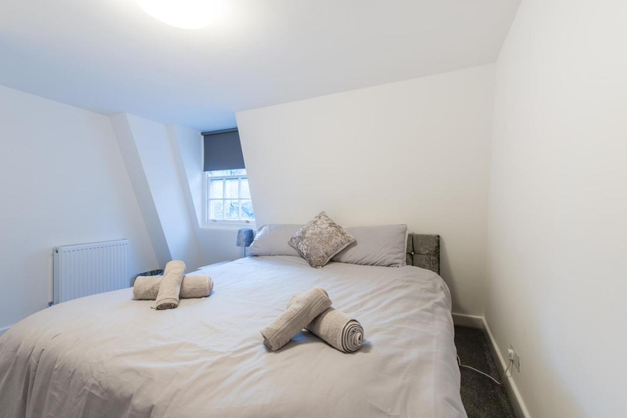 Luxe Maisonette- Parking, 4K Tvs, Leds, Local Snacks And More! Bath Exterior photo
